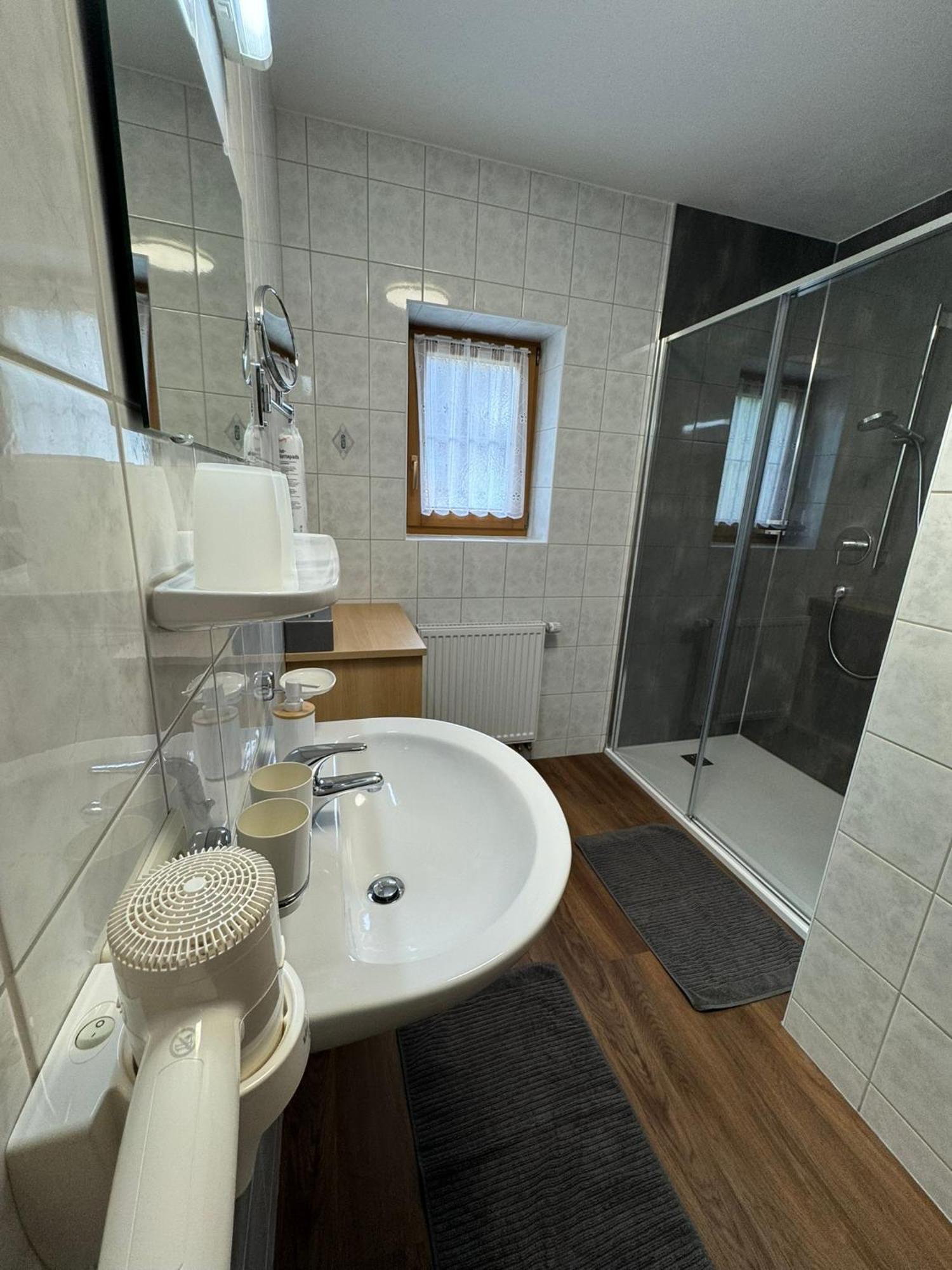 Am Doerfl Daire Tux Dış mekan fotoğraf